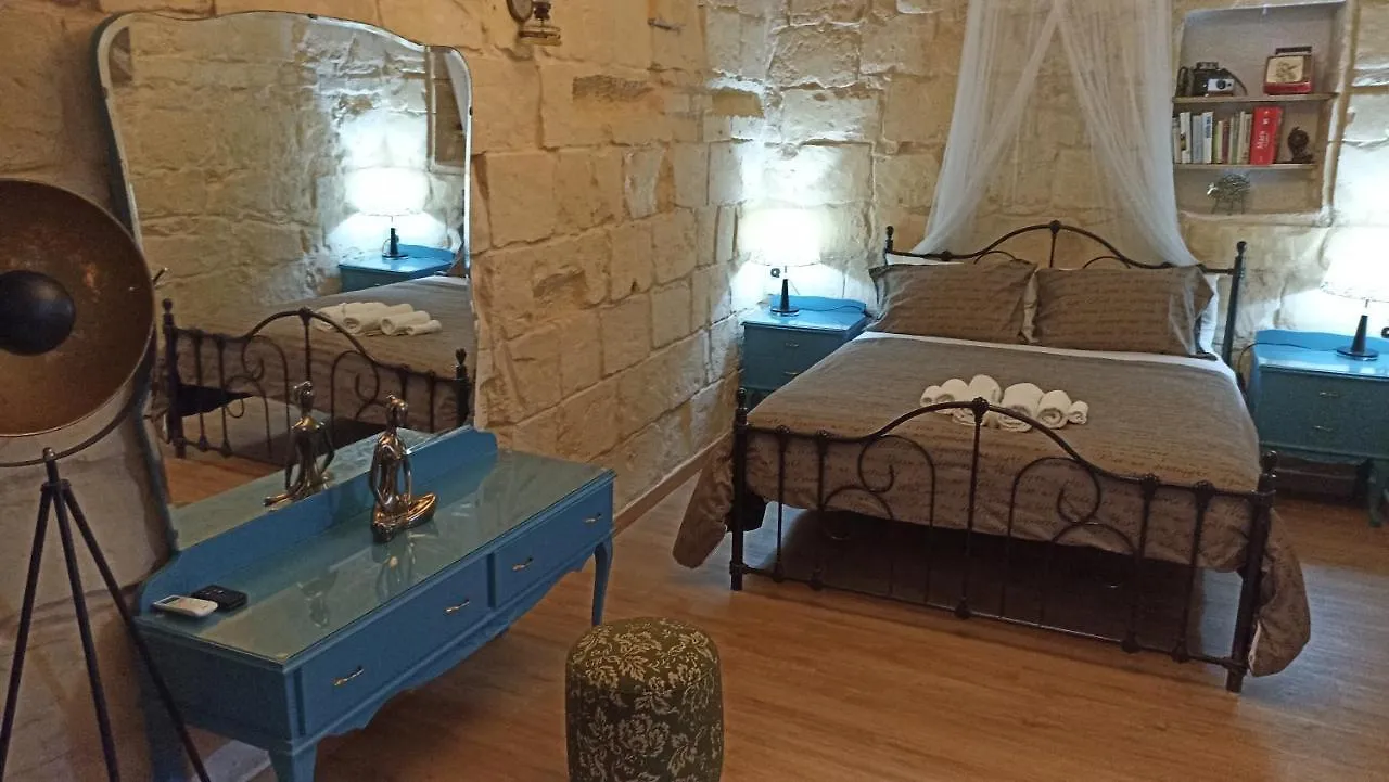 Fusion Homestay Accommodation Mosta Málta