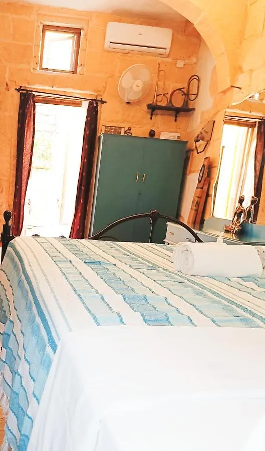 Fusion Homestay Accommodation Mosta